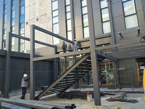 上海钢结构楼梯工程搭建